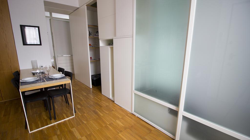 Italianway-Crema Apartment Milan Bagian luar foto
